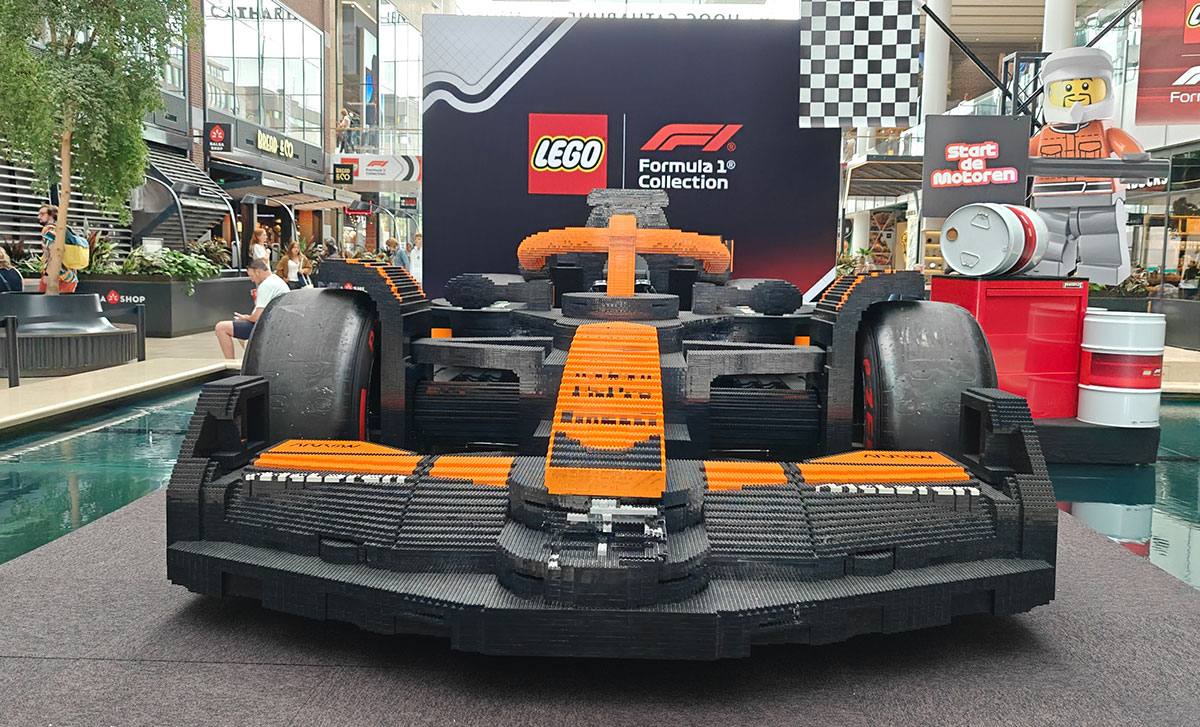 LEGO McLaren F1 van voren