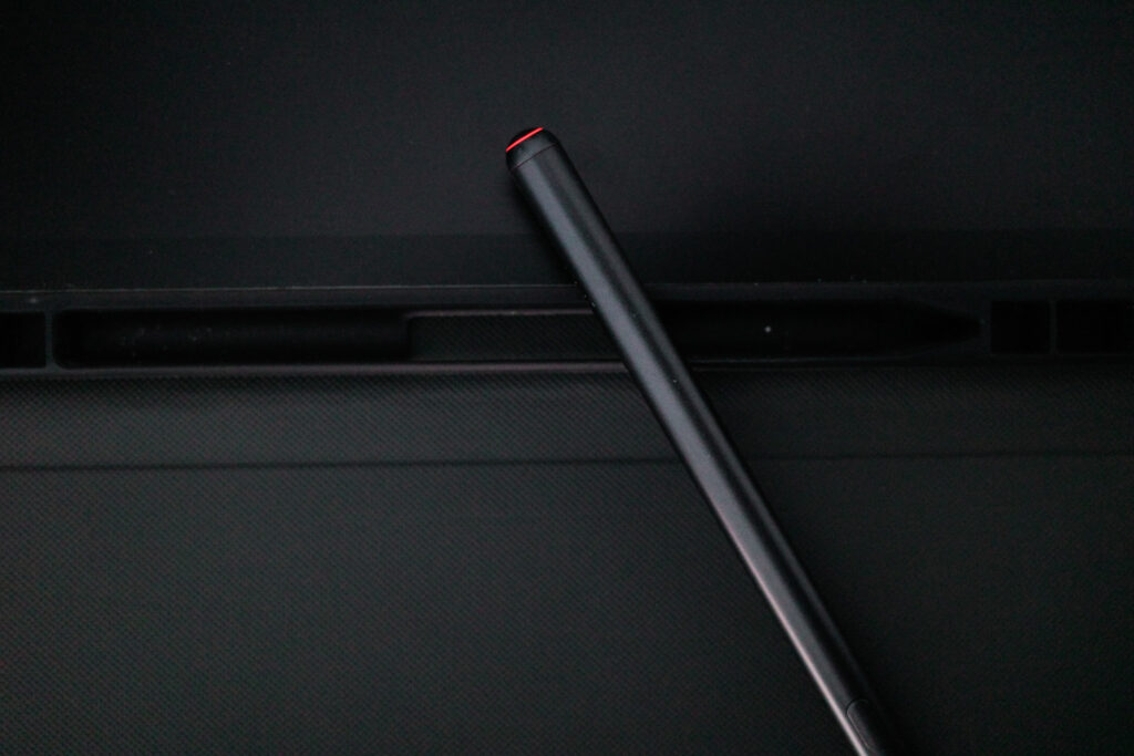 Huion Kamvas Slate 11 tekentablet in gebruik