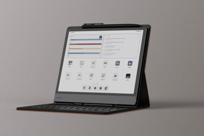 Boox Note Air5 C met Keyboard