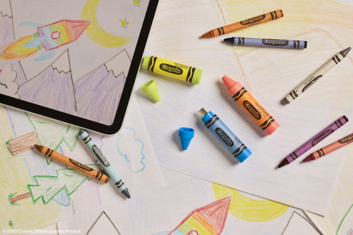 Crayola SanDisk USB-C Sticks