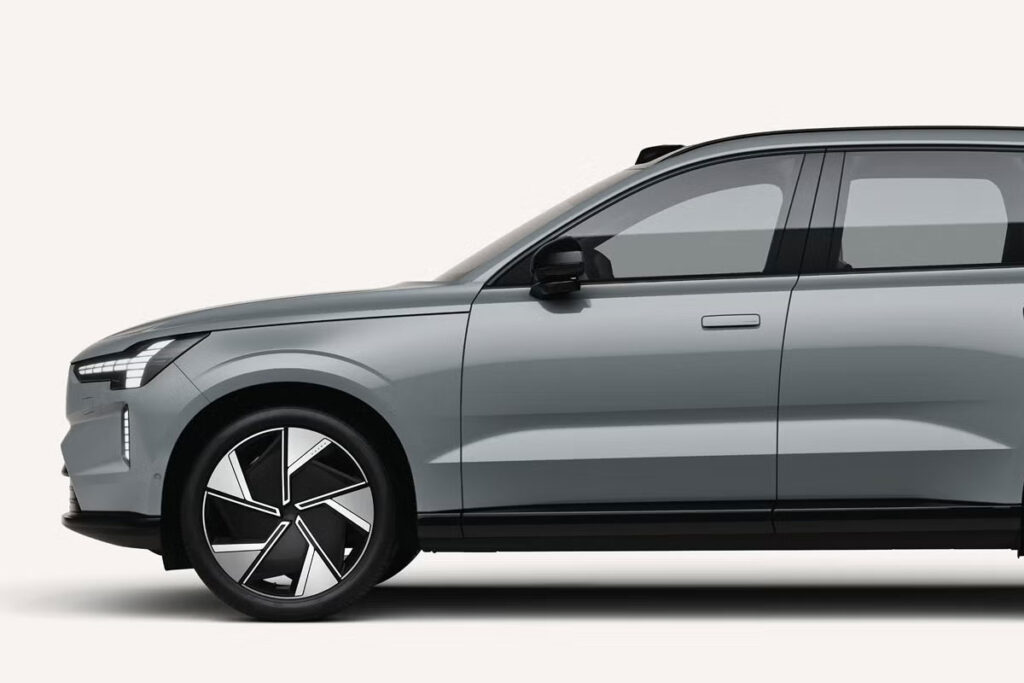 Volvo EX90