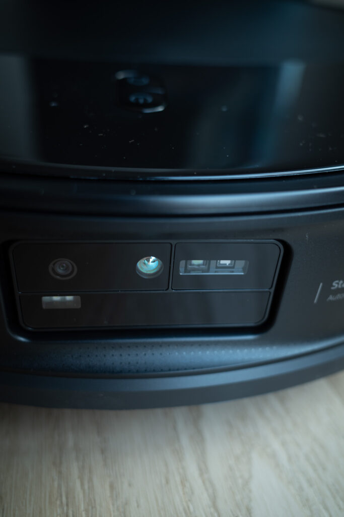 Roborock Saros 10R sensor