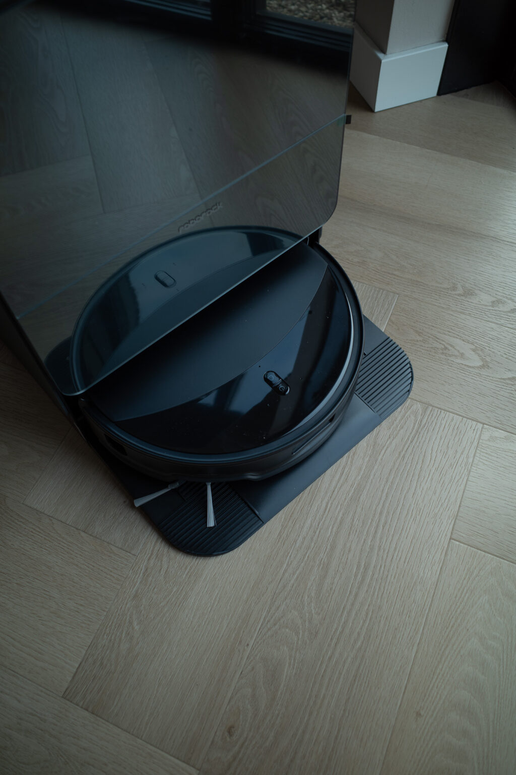 Review: Manu Kangaroo Stand (design USB multilader) - GadgetGear.nl