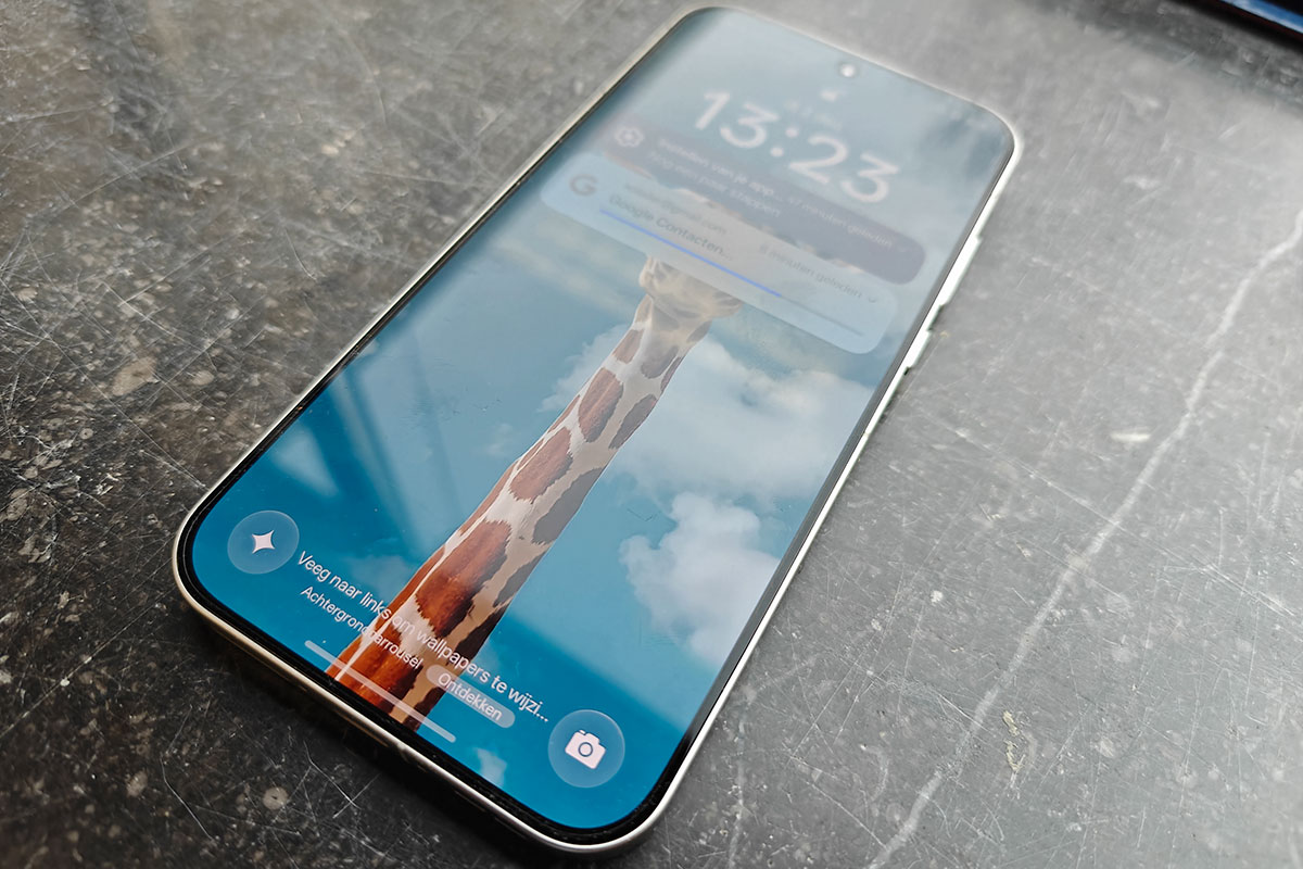 Realme GT 8 Pro AMOLED Display