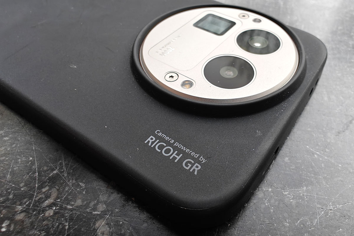 Realme GT 8 Pro met back cover