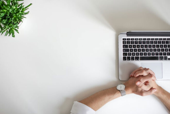 Loading Unsplash person-wearing-watch-near-laptop-kRNZiGKtz48