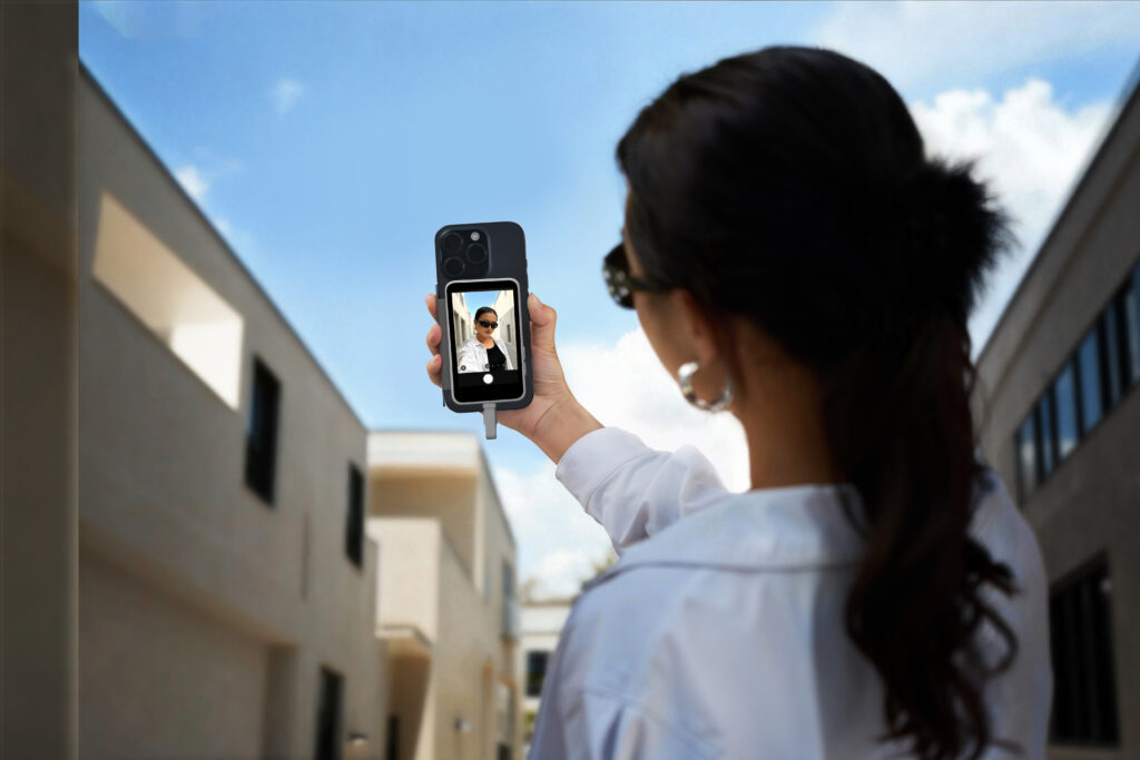 insta360 snap selfie screen lifestyle dsc06615 4