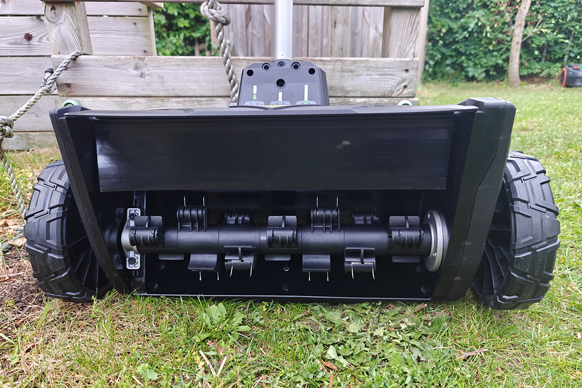 EGO Power+ Moshark DA1400 Verticuteer as