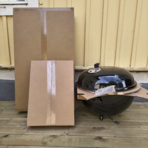 Weber Performer Premium box