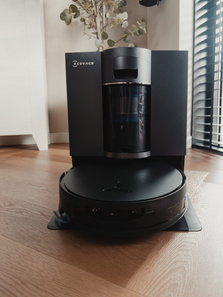 ECOVACS DEEBOT X12 OmniCyclone