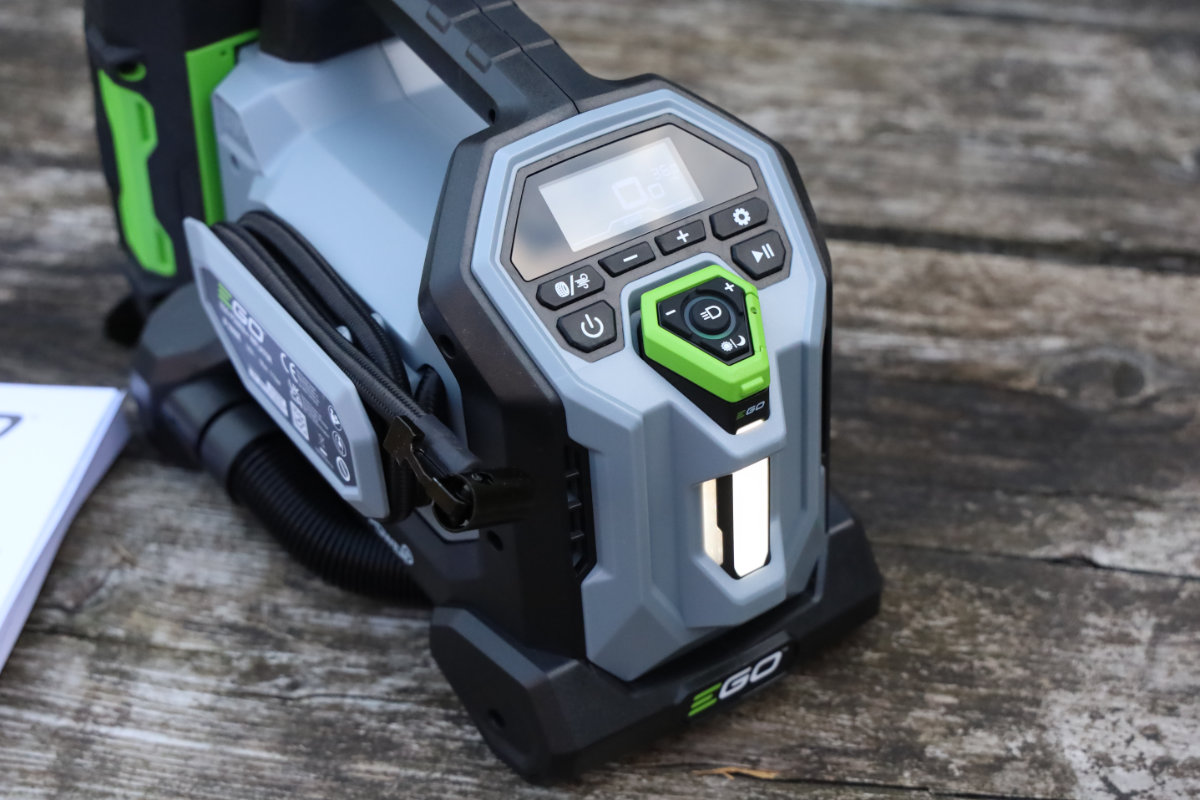 EGO PowerPlus Compact Inflator Verlichting Aan