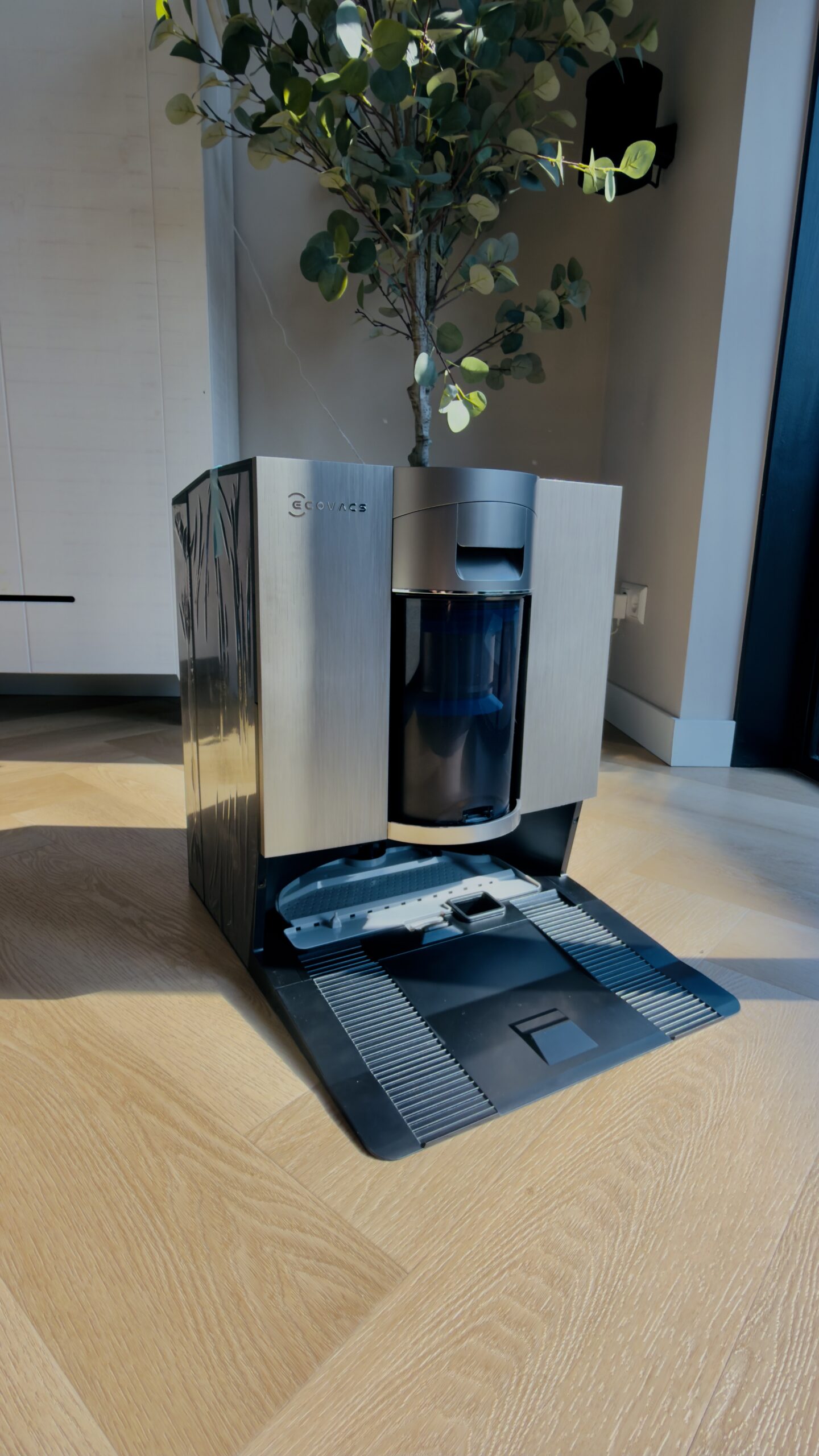 Ecovacs deebot x12s